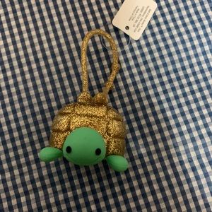 Bath and body works turtle pocketbac holder New